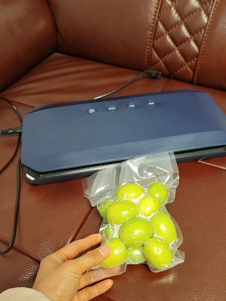 封口机操作简单,密封严实,延长食物保质期